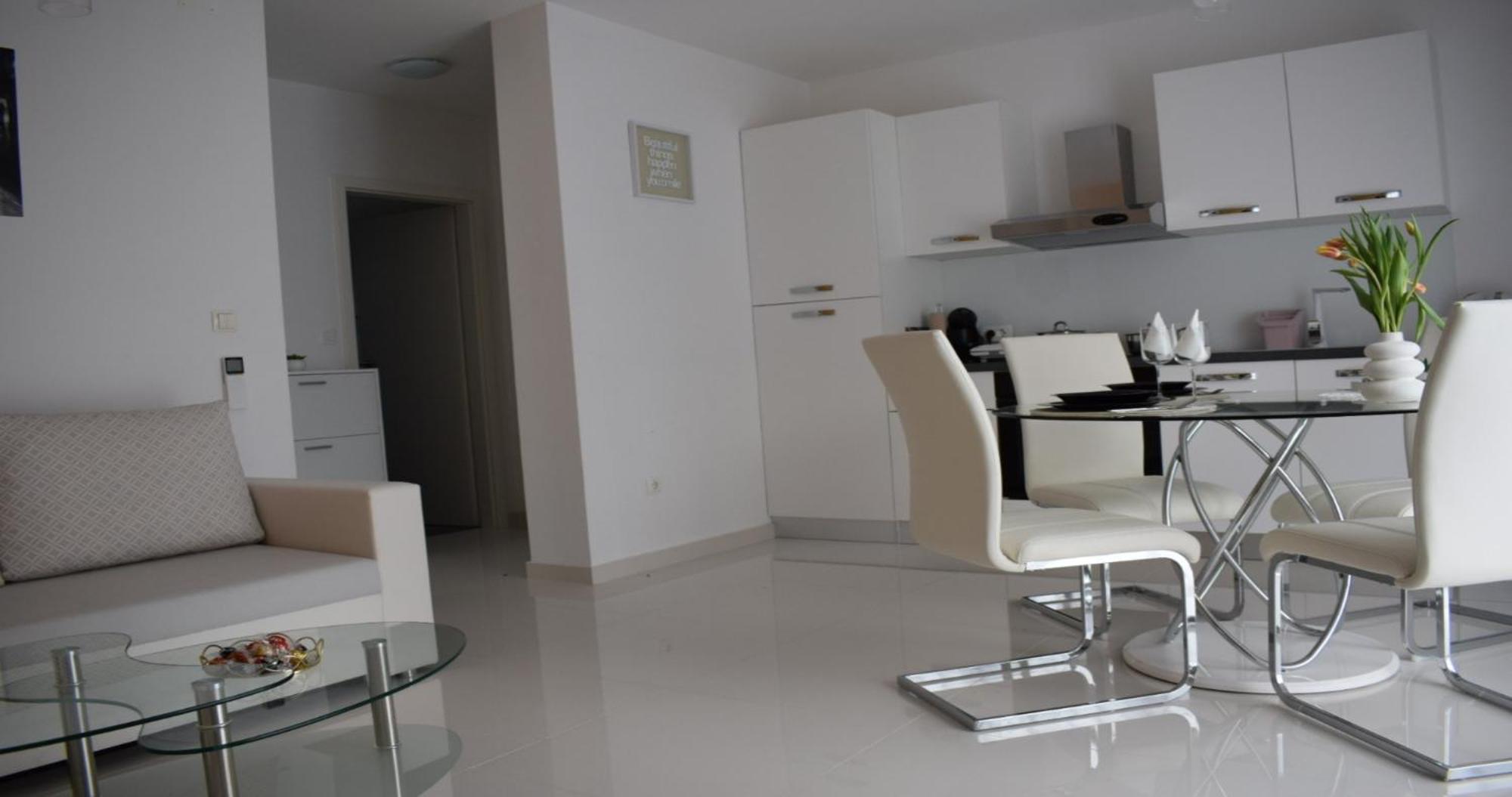 Apartmani Foresta Kras Esterno foto
